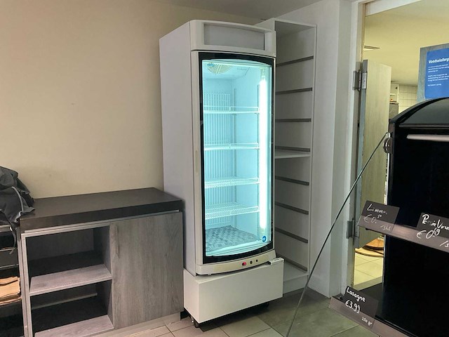 Iarp star 45 r display vriezer + bosch lade vriezer - afbeelding 1 van  12