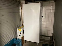 Iarp star 45 r display vriezer + bosch lade vriezer - afbeelding 12 van  12