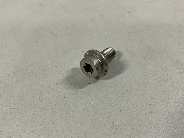 Ibc - doos met 100 stuks torx 40 bouten m8 x 16 (20x) - afbeelding 5 van  5