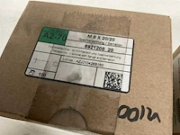 Ibc - zeskantschroef met hoek en vertanding m8 x 20/20 (400x) - afbeelding 2 van  3