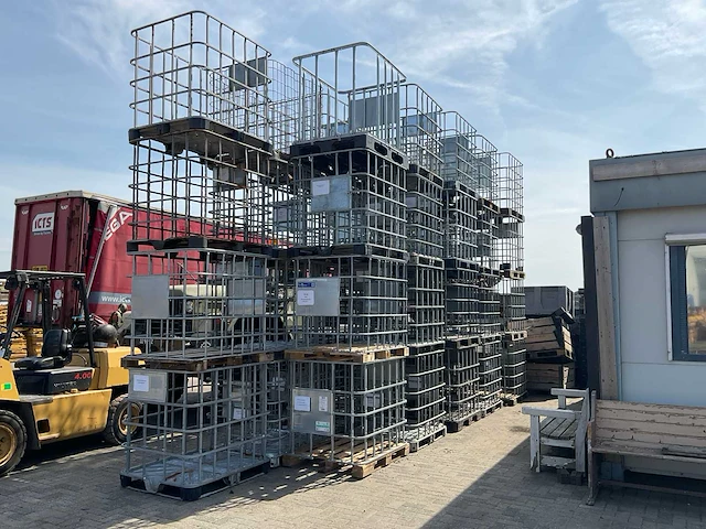Ibc kratten (4x) - afbeelding 1 van  4