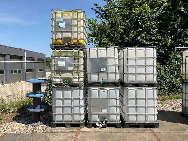 Ibc opslagtank (1000ltr) (7x) - afbeelding 2 van  9