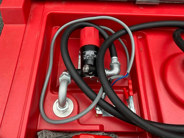 Ibc tank 450ltr. met brandstofpomp - afbeelding 3 van  12