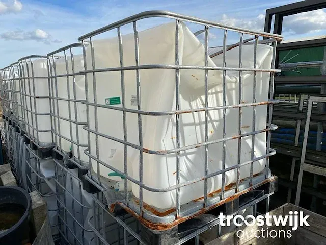 Ibc tank - afbeelding 1 van  1