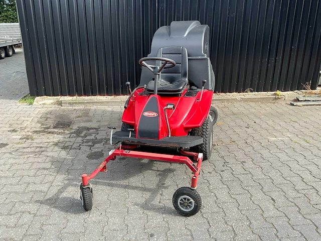 Ibea - vision - ride on lawn mower - 2006 - afbeelding 7 van  14
