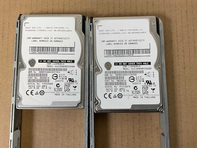 Ibm (24e) 18x 900 gb sas(huc109090css600) - 6x 900 gb sas(st900mm0006) disk array enclosure - afbeelding 6 van  18