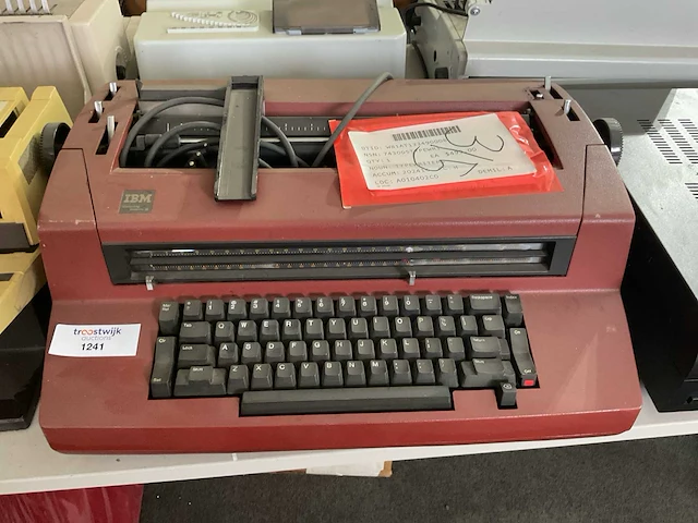 Ibm typewriter - afbeelding 1 van  2