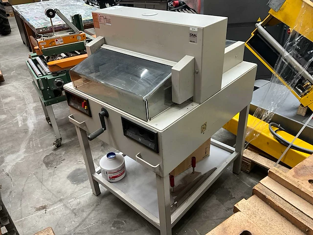 Ideal 4850-95 stapelsnijmachine - afbeelding 1 van  10