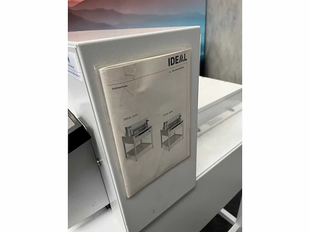 Ideal 5255 - stapelsnijmachine a3 - elektrisch met onderstel - easy-cut - afbeelding 7 van  12