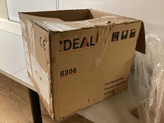 Ideal 8306 vouwmachine - afbeelding 2 van  9