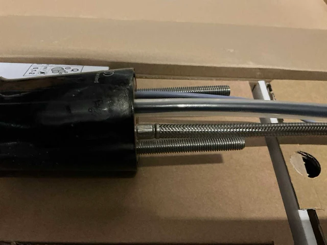 Ideal standard a7707 zz elektronische wastafelmengkraan - afbeelding 3 van  4