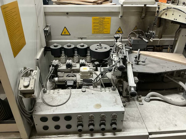 Idm kantenlijmmachine activa/1-78 - afbeelding 13 van  55