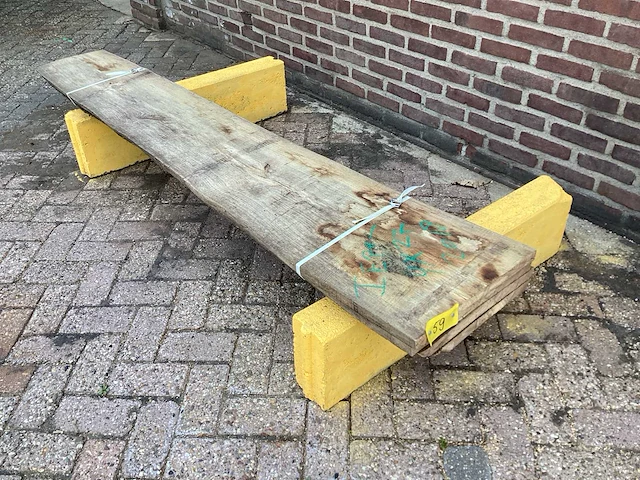 Iepen - 2018 gezaagd 110 x 430 x 2100 mm - schaaldeel (3x) - afbeelding 1 van  6