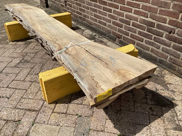 Iepen - 2018 gezaagd 120 x 540 x 2580 mm - schaaldeel (2x) - afbeelding 1 van  6