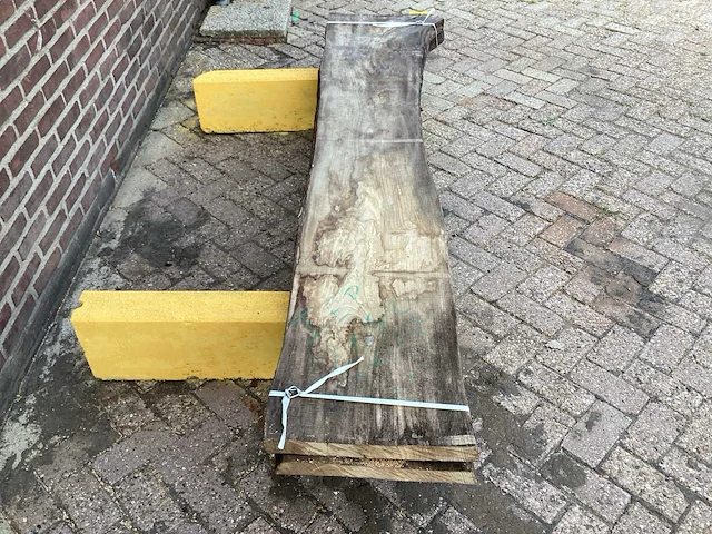 Iepen - 2018 gezaagd 150 x 540 x 2380 mm - schaaldeel (3x) - afbeelding 4 van  6