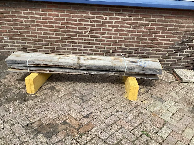 Iepen - 2018 gezaagd 250 x 350 x 2330 mm - schaaldeel (3x) - afbeelding 2 van  6