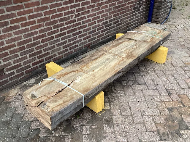 Iepen - 2020 gezaagd 160 x 570 x 2400 mm - schaaldeel (2x) - afbeelding 3 van  6