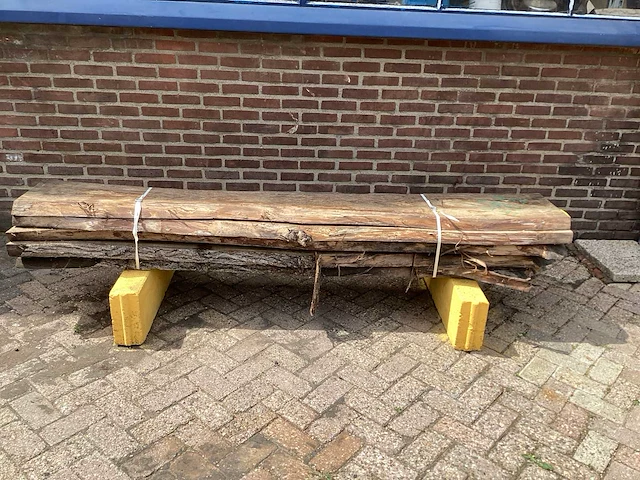 Iepen - 2022 gezaagd 300 x 460 x 2420 mm - schaaldeel (5x) - afbeelding 2 van  6