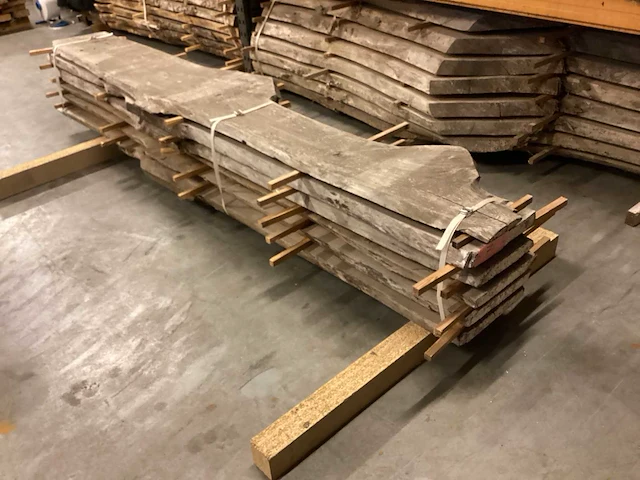 Iepen - kd ovengedroogd 2800x550x400 mm - iepen (6x) - afbeelding 2 van  6