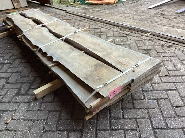 Iepen kd ovengedroogd 3100x430x150 mm schaaldeel (9x) - afbeelding 1 van  7