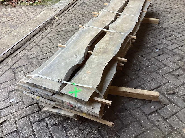 Iepen kd ovengedroogd 3100x430x150 mm schaaldeel (9x) - afbeelding 3 van  7