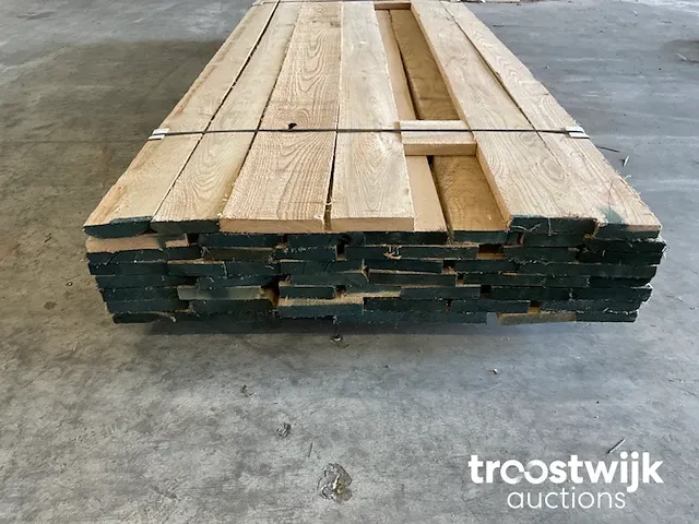 Iepen planken ca. 0,6 m³ - afbeelding 2 van  5