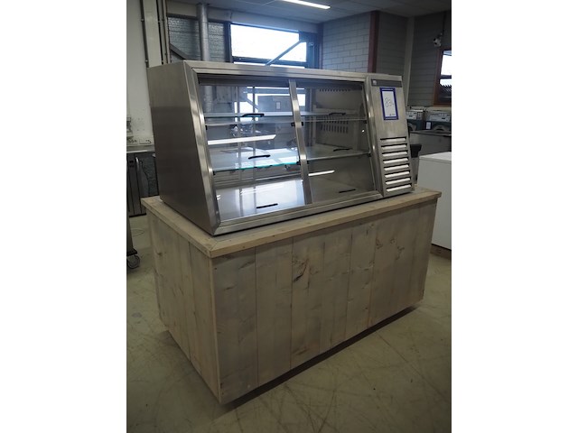 Ifo - afbeelding 1 van  9