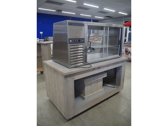 Ifo - afbeelding 3 van  9