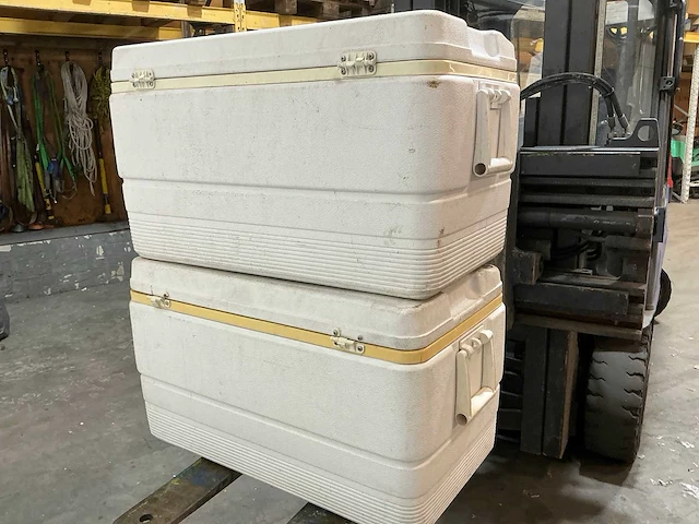Igloo marine 72 koelbox (2x) - afbeelding 3 van  7