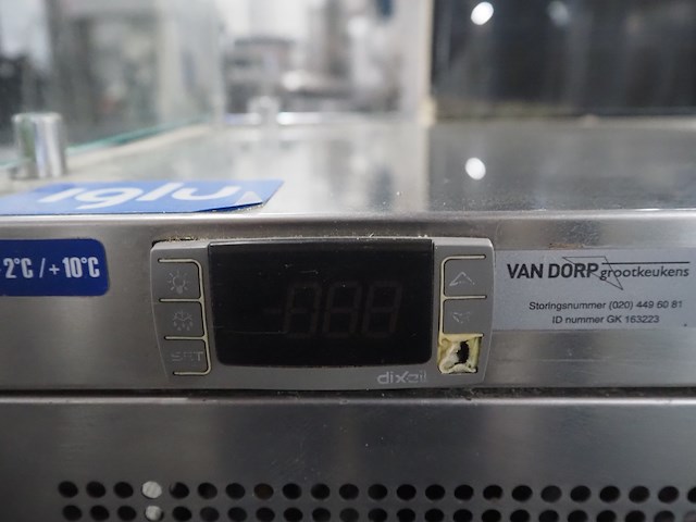 Iglu - afbeelding 6 van  6