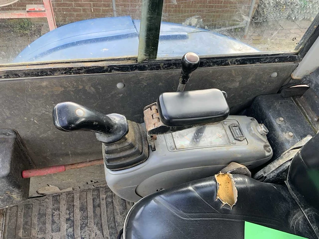 Ihi 30vx rupsgraafmachine - afbeelding 10 van  33