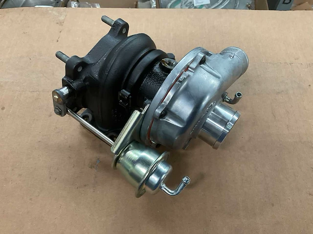Ihi turbo super charger - afbeelding 4 van  7