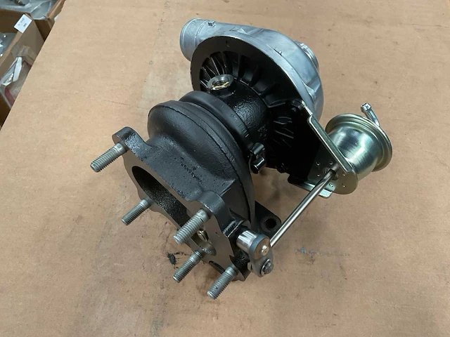 Ihi turbo super charger - afbeelding 5 van  7