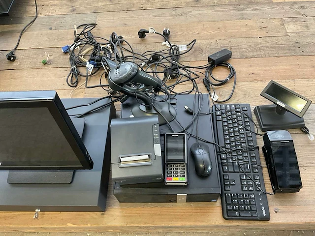 Iiyama kassa - afbeelding 2 van  10