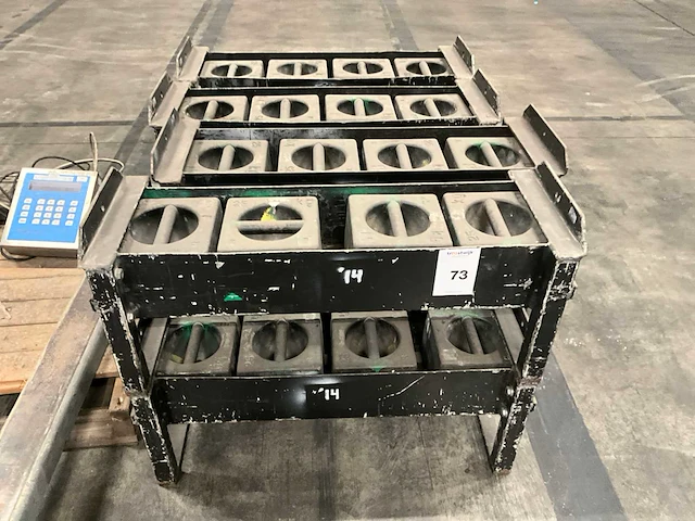 Ijk gewicht 25kg (32x) - afbeelding 1 van  3