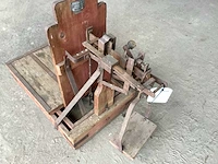 Ijkwezen 2 13 d antieke weegschaal - afbeelding 5 van  5