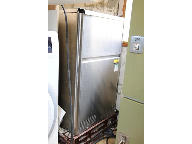 Ijsblokjes machine nordcap. afmeting 50 x 60 x 81 cm. - afbeelding 2 van  3