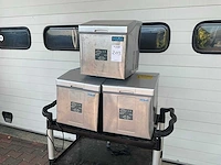 Ijsblokjesmachine (3x) - afbeelding 2 van  7