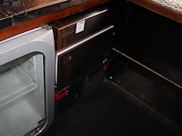 Ijsblokjesmachine hoshizaki. afmeting 63 x 49 x 85 cm.