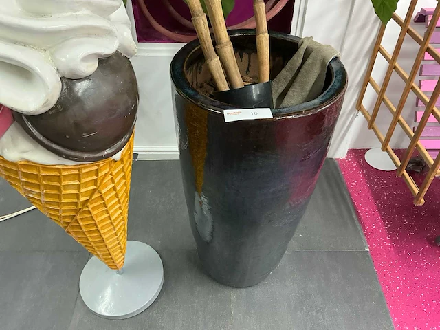 Ijshoorn / plantenbak / deco - afbeelding 3 van  9