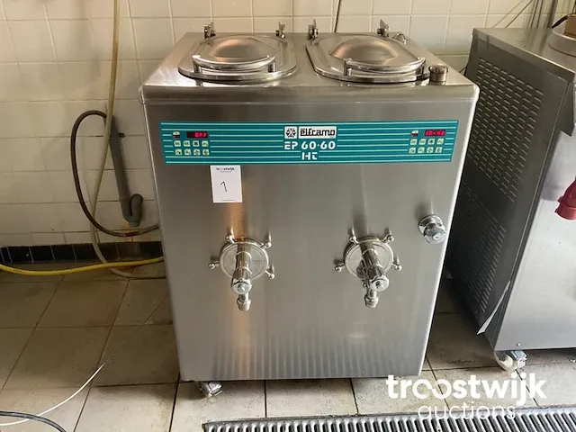 Ijsmeng-/pasteurisatiemachine - afbeelding 6 van  13