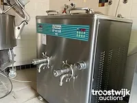 Ijsmeng-/pasteurisatiemachine - afbeelding 7 van  13