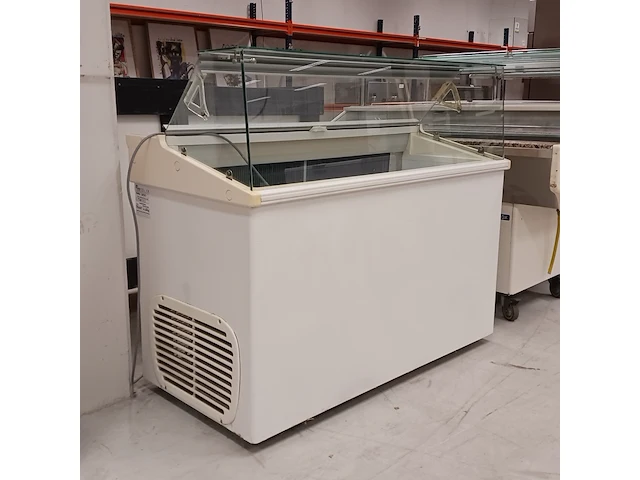 Ijsvitrine - afbeelding 1 van  9