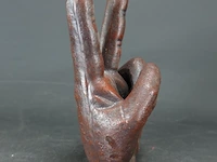 Ijzeren hand - afbeelding 2 van  5