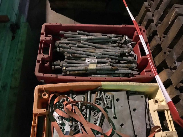 Ijzerwaren, draadeind, kettingen (4x) - afbeelding 4 van  6