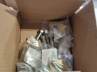 Ijzerwaren en onderdelen - afbeelding 3 van  8