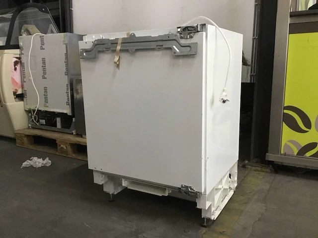 Ikea - inbouwkoelkast - afbeelding 1 van  5