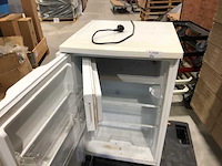 Ikea - tafel - koelkast - afbeelding 3 van  4