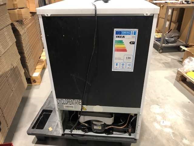 Ikea - tafel - koelkast - afbeelding 4 van  4