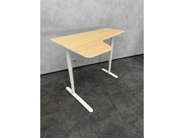 Ikea bekannt - elektrisch zit/sta hoekbureau - afbeelding 10 van  12